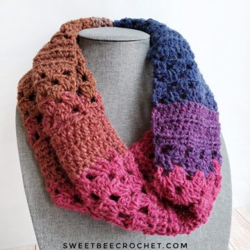 18 Free Crochet Neck Warmer Patterns