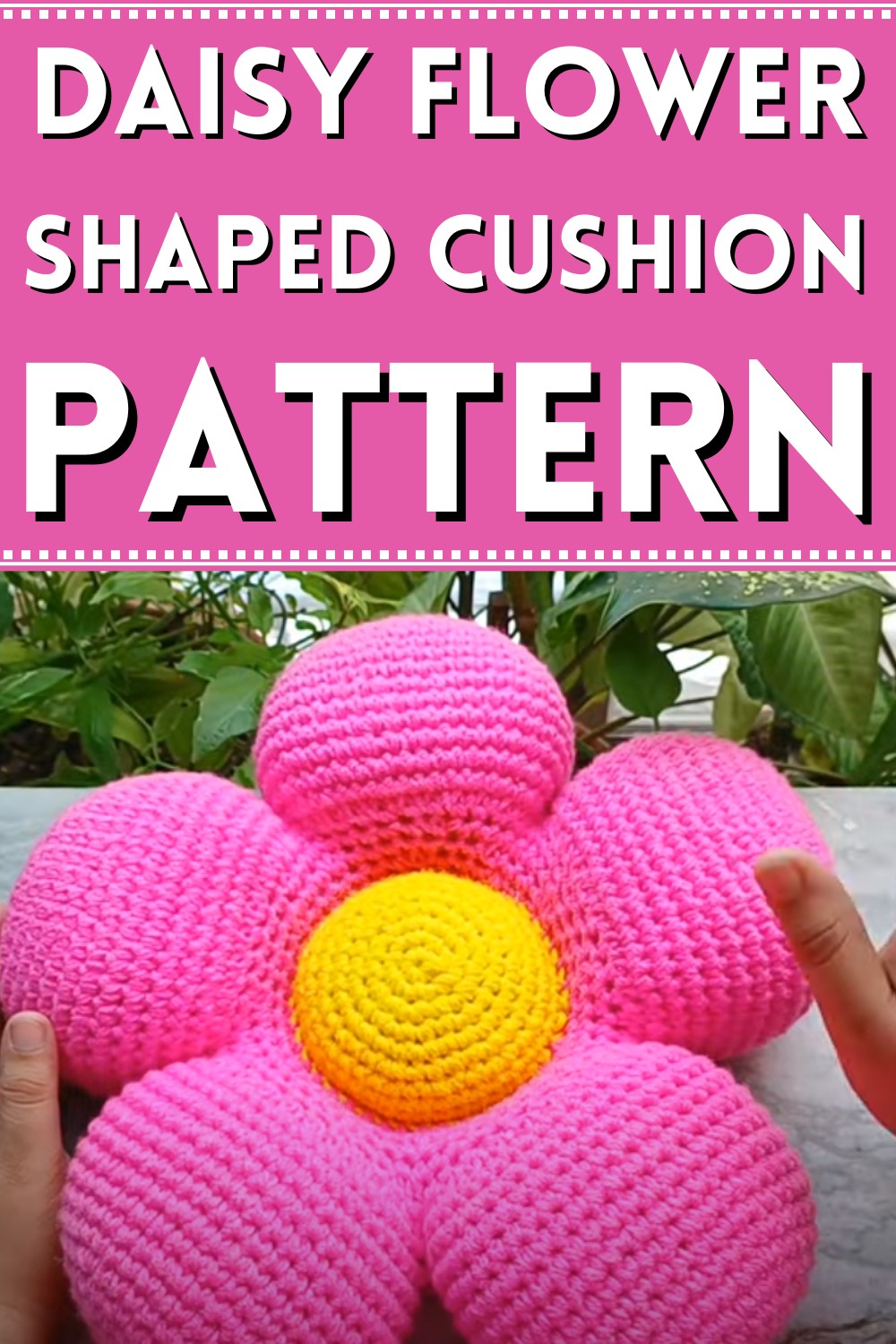 Crochet Daisy Flower-Shaped Cushion